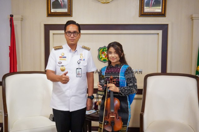 Rico Waas: Seni Pertajam Intuisi, Kembangkan Kreativitas