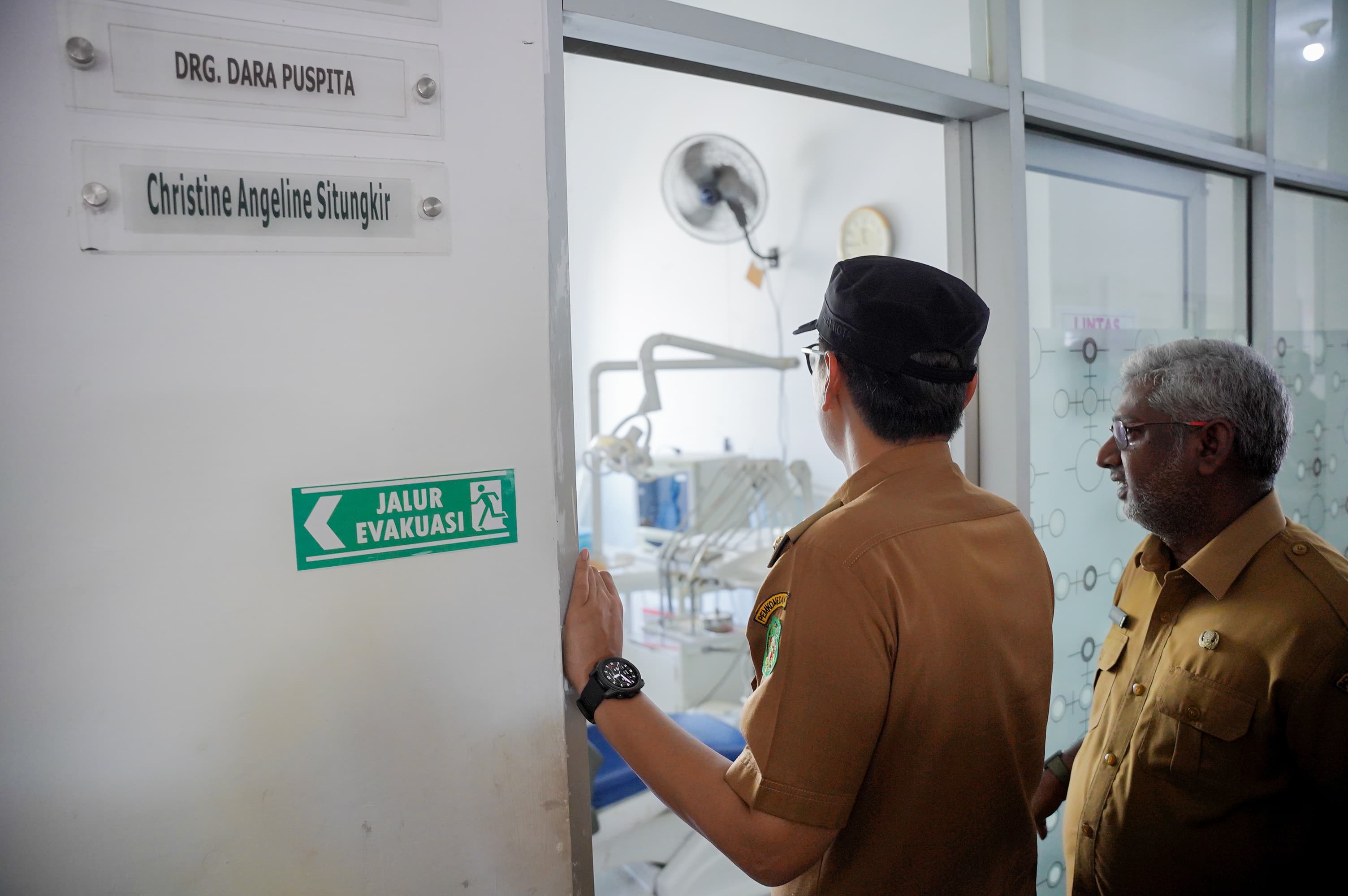 Rico Waas Tinjau Puskesmas Medan Belawan, Permasalahan Kekurangan Dokter Akan Diatasi