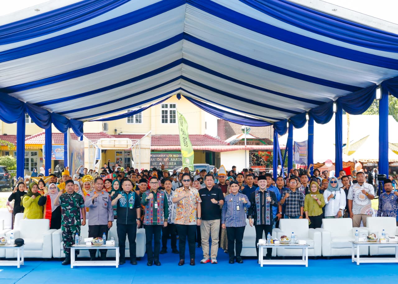 Buka Festival Kreatifitas Pemuda dan UMKM, Rico Waas: Melalui Kreatifitas Pemuda Tunjukkan Kontribusinya Untuk Pembangunan Kota