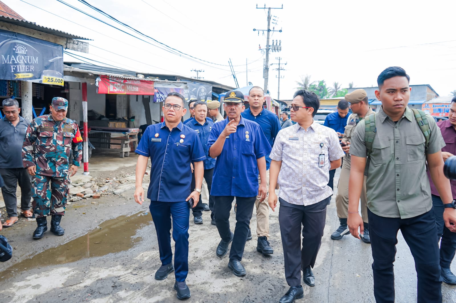 Drainase di Persimpangan Jalan Sicanang Tersumbat, Wakil Wali Kota Medan Minta Segera Normalisasi