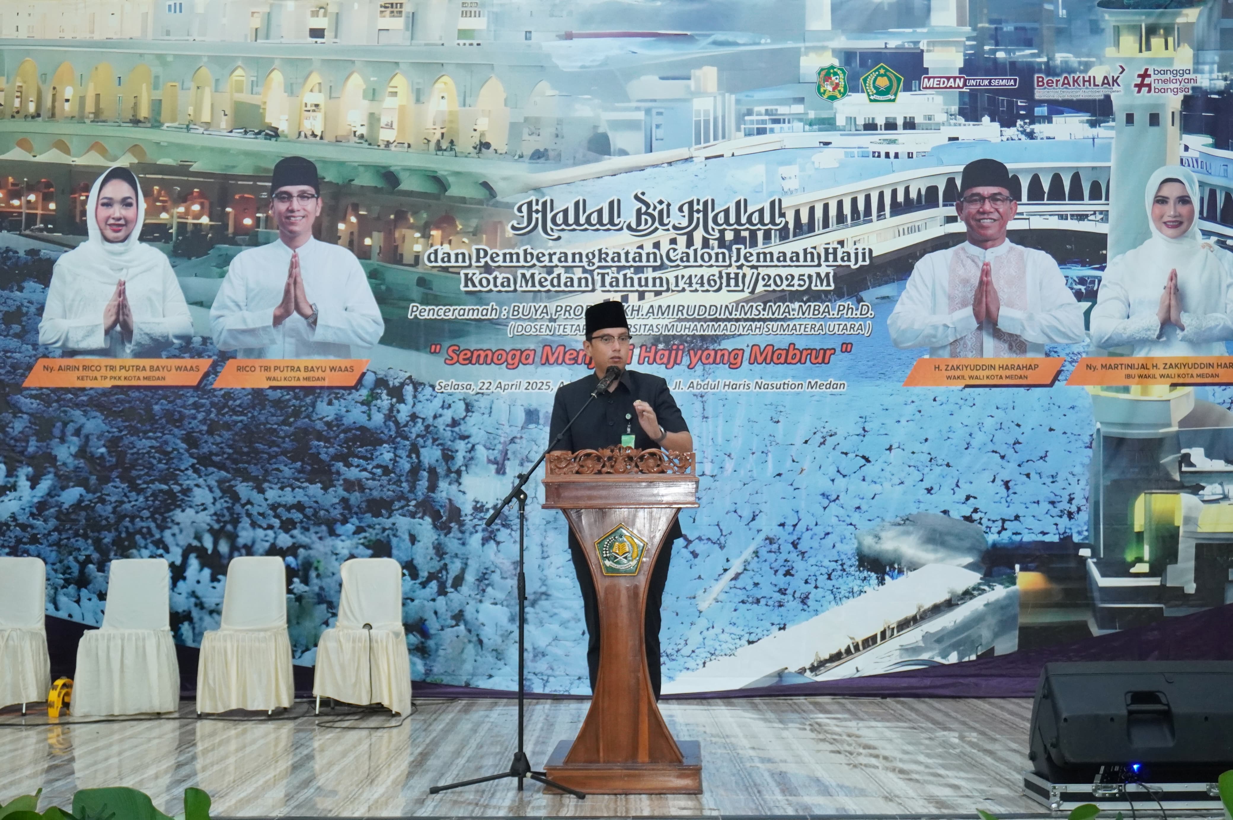 Tepung Tawari 2.635 Calon Jamaah Haji, Rico Waas Titipkan Pesan Jaga Kesehatan dan Doakan Kota Medan