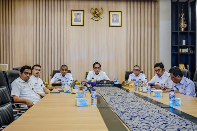 Rico Waas Ikuti Rapat Evaluasi Realisasi APBD, Mendagri Tekankan Fleksibilitas Anggaran dan Solidaritas Daerah Pasca-Bencana