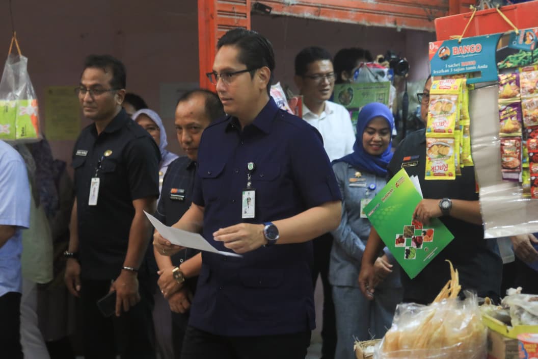 Jelang Akhir Tahun, Rico Waas Pantau Harga Bahan Pokok dan Siapkan Pasar Murah