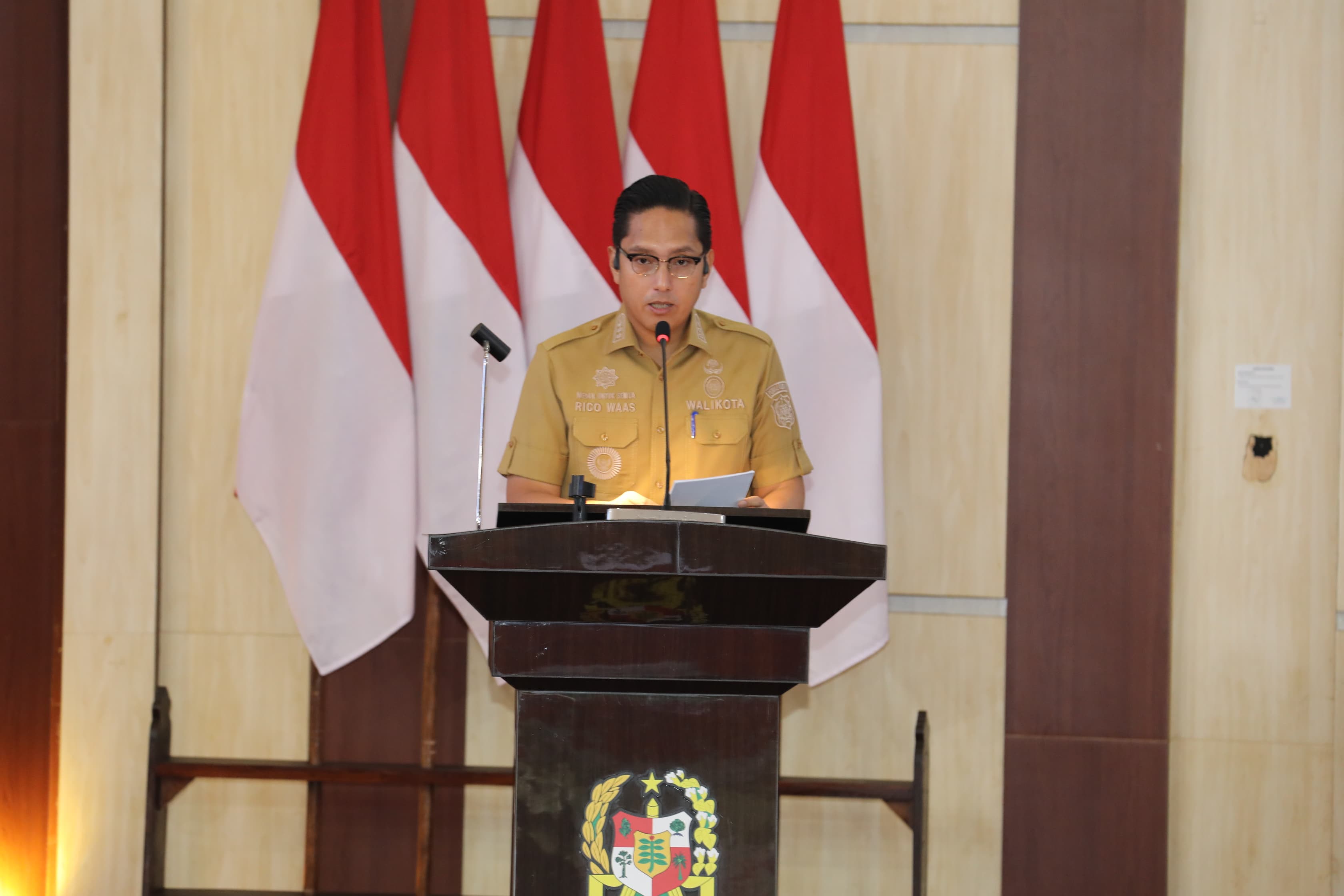 Rico Waas Sampaikan LKPJ 2025, IPM dan Pertumbuhan Ekonomi Meningkat, Kemiskinan dan Pengangguran Menurun