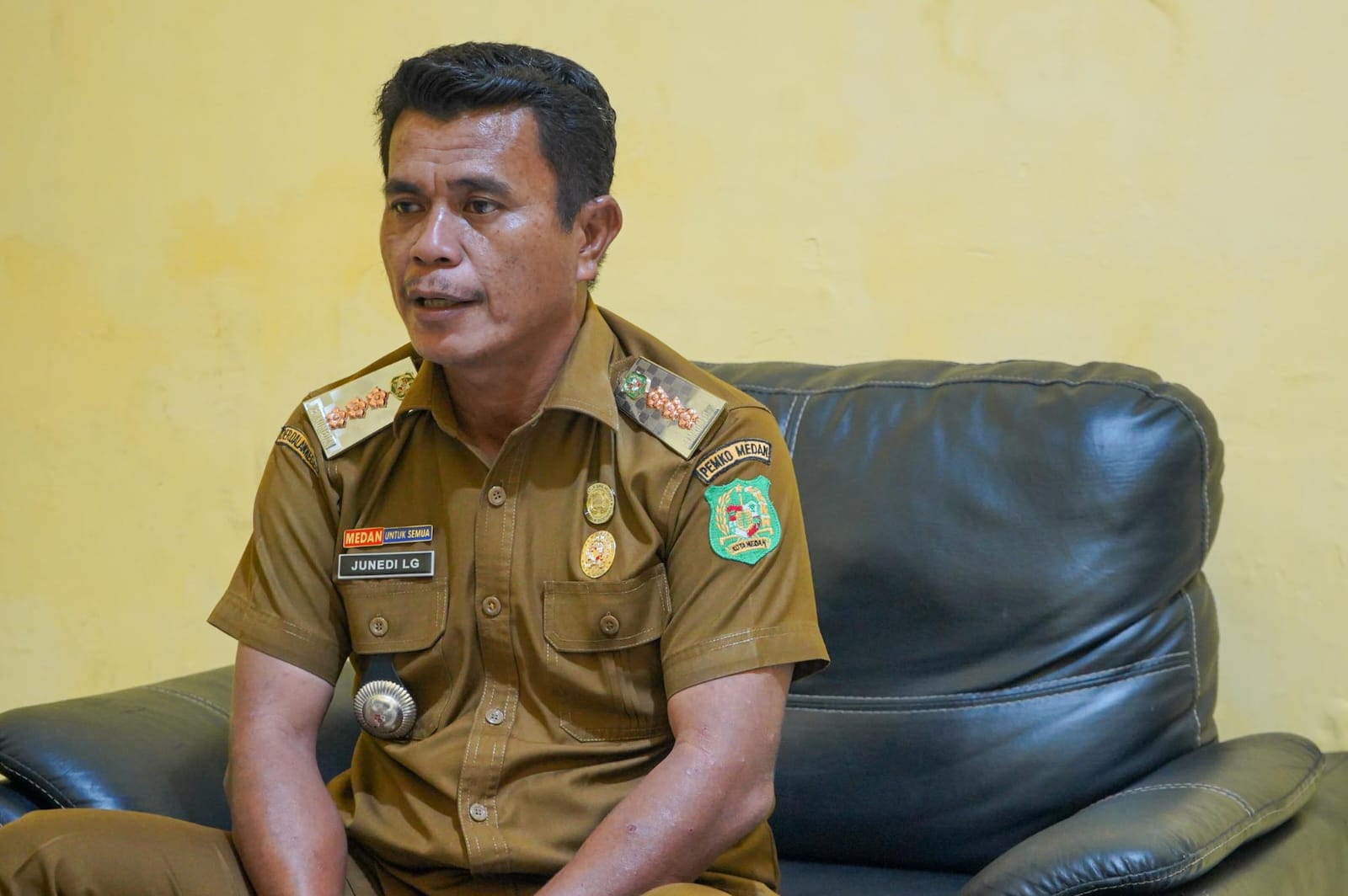 Camat Medan Helvetia: Dua Kelurahan Alami Kerusakan Terparah, Pembersihan Sampah Bisa Makan Waktu Dua Minggu