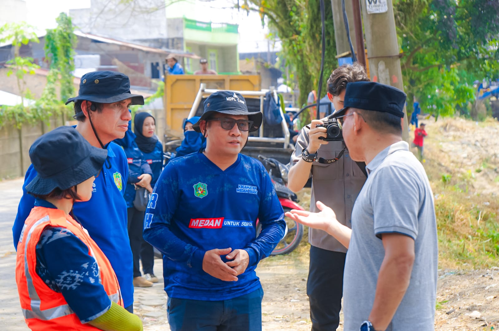 Sejalan dengan Program Presiden Prabowo, Pemko Medan Intensifkan Aksi Bersih-Bersih Lingkungan