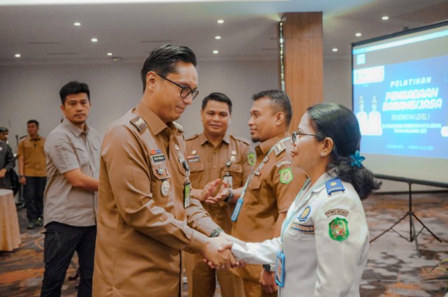 Buka Pelatihan Pengadaan Barang/Jasa Pemerintah Level I, Rico Waas Tekankan Pentingnya Integritas dan Profesionalisme