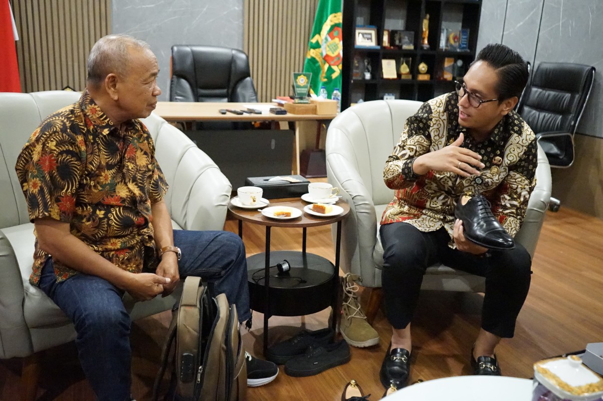 Kembalikan Kejayaan Sepatu Lokal, Rico Waas Berencana Adakan Sayembara Desain Sepatu