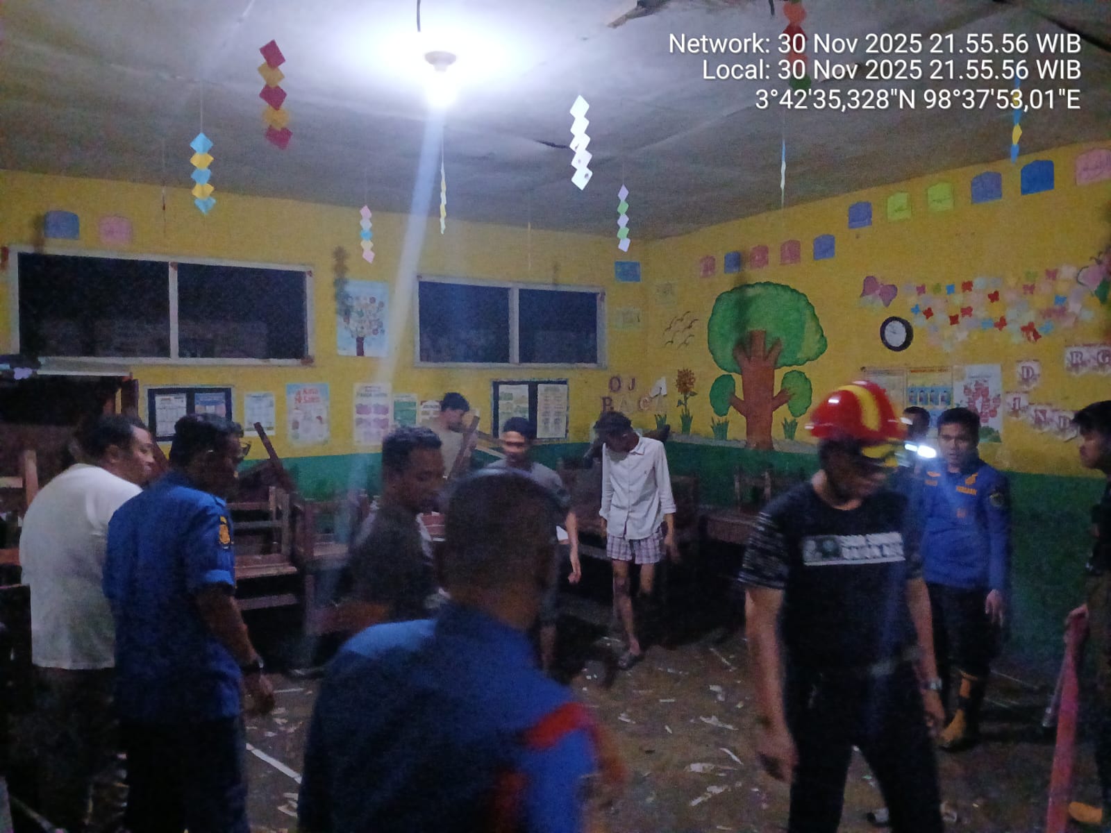 Pasca Banjir Besar di Marelan, Warga Mulai Pulang, Fokus Penanganan Bergeser Ke Pembersihan Fasum dan Pemeriksaan Kesehatan Masyarakat