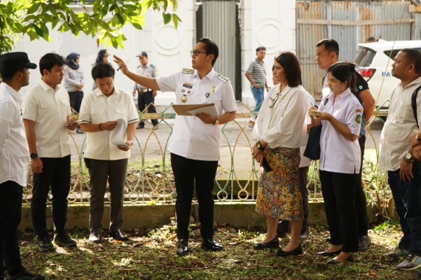 Tinjau Taman Hening & Taman Gajah Mada, Rico Waas Ingin Lakukan Pembenahan Demi Kenyamanan Masyarakat